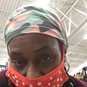 Meet your Posher, Coretta